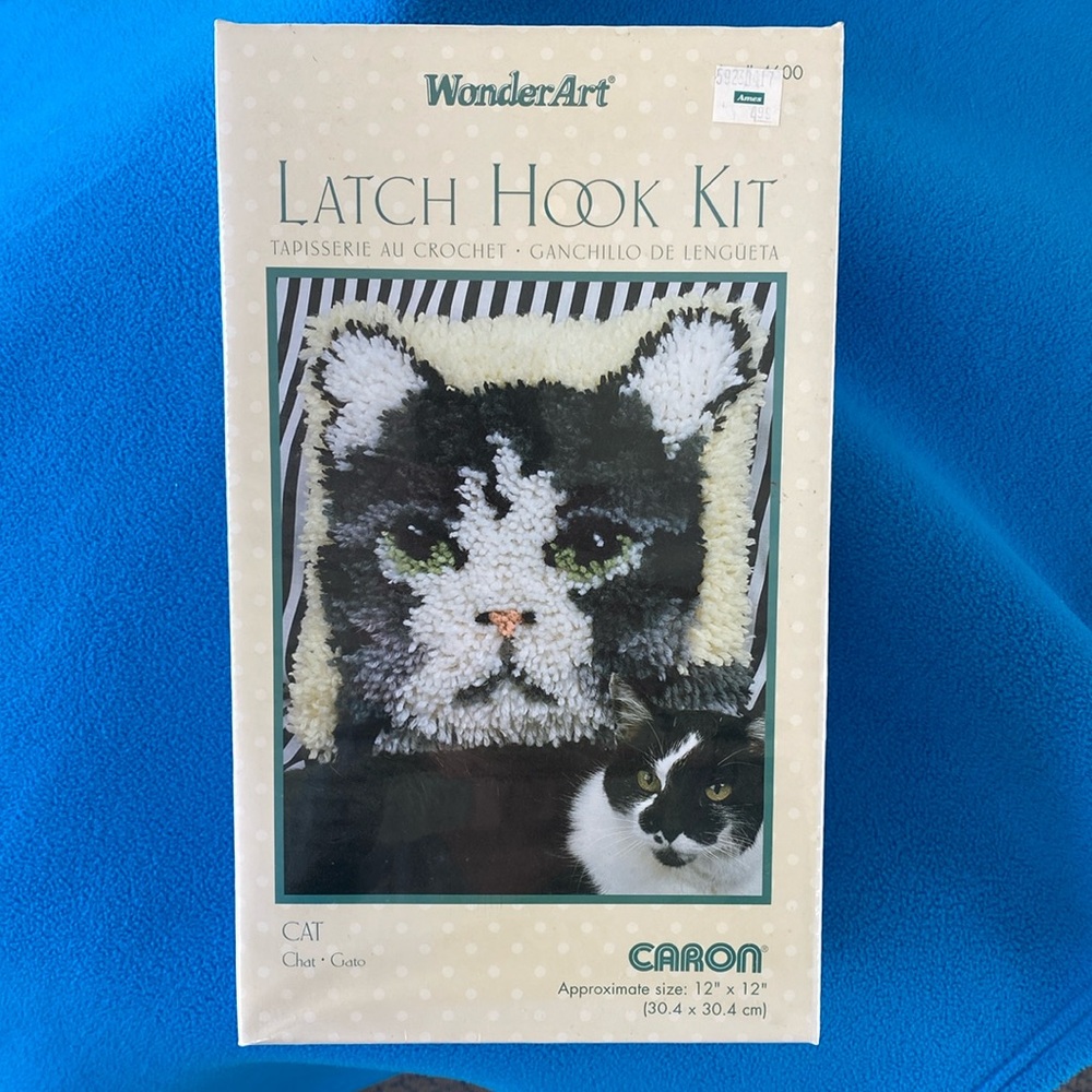 Caron Latch Hook Kit “Cat” 12” x 12” Vintage NWT